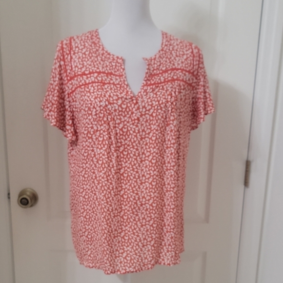 Pale Sky Size M Orange with White Abstract Pattern V Neck Flutter Sleeve Blouse - Picture 1 of 12
